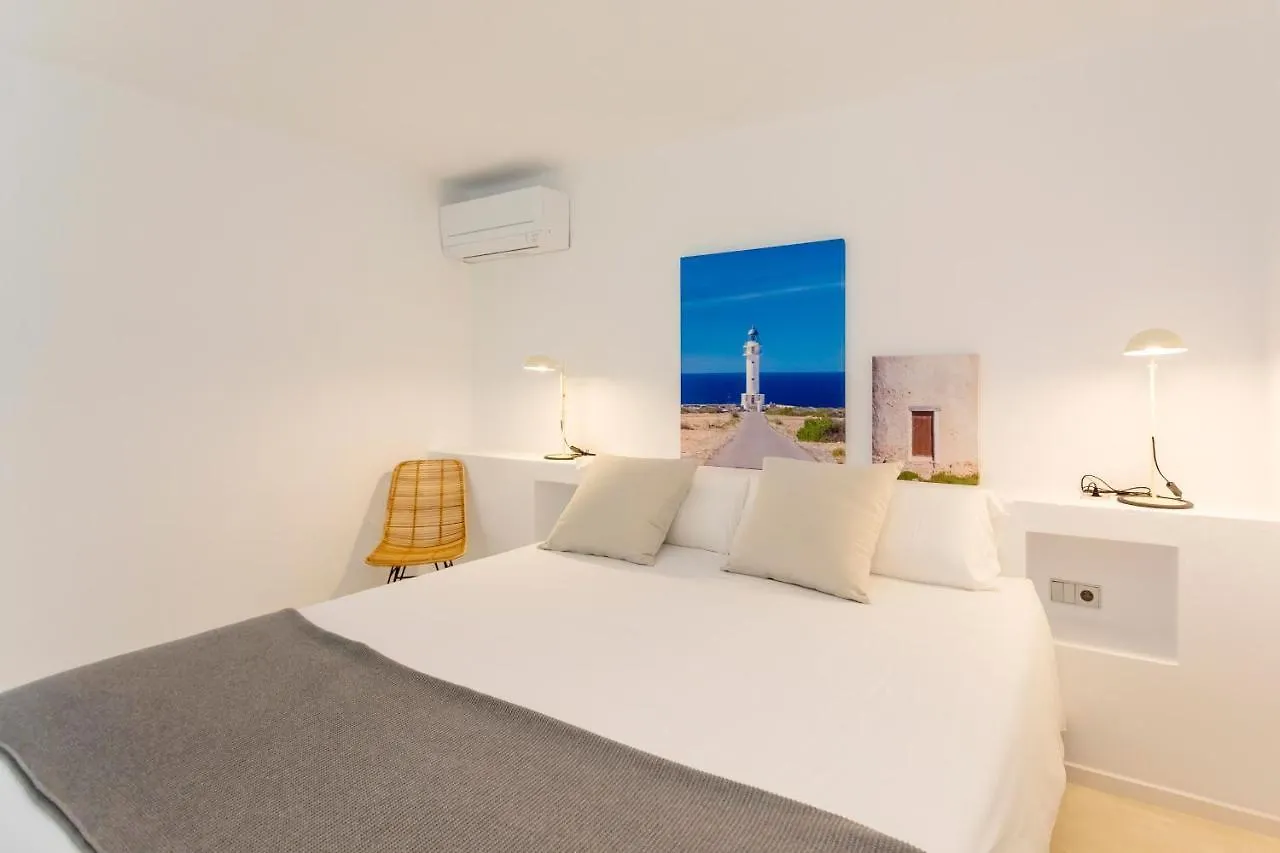 Apartamentos Roca Plana Es Pujols Aparthotel