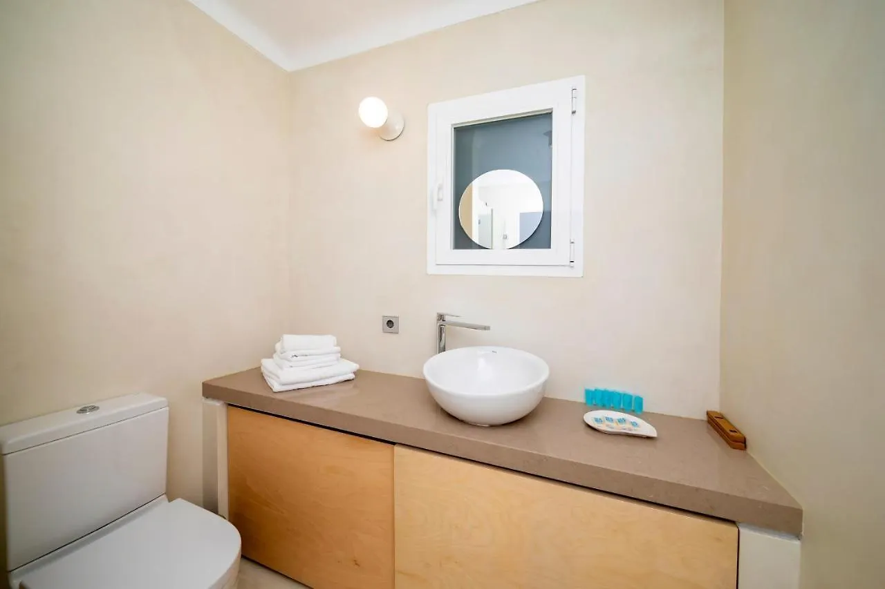 Aparthotel Apartamentos Roca Plana Es Pujols